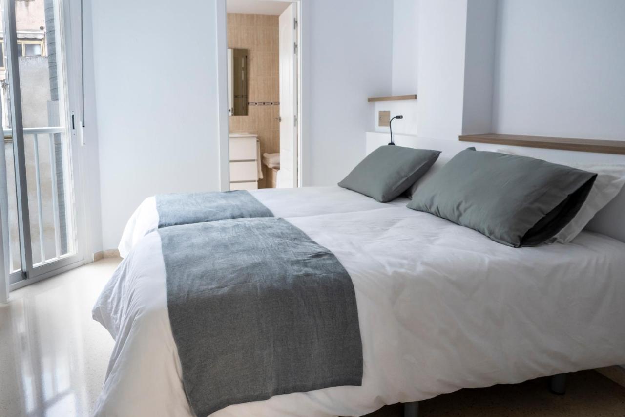 Calma Apartments Бенідорм Екстер'єр фото